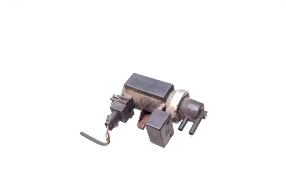 Land Rover Freelander Turbo solenoid valve 2247906