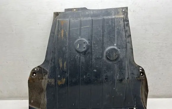 Renault Captur Engine splash shield/under tray 8200540585 758904230R 758903861R