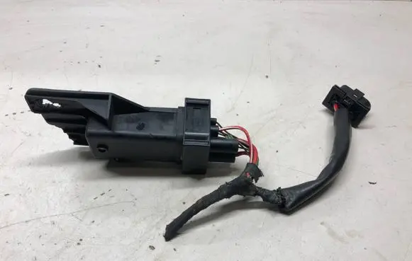 Skoda Roomster (5J) Coolant fan relay 5J0919506