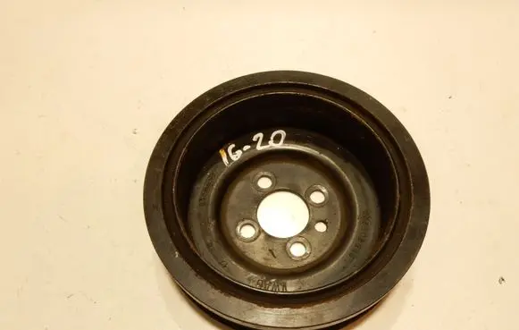 Volkswagen PASSAT B6 Crankshaft pulley 03G105243 1620