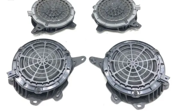 Peugeot 208 II Audio system kit 9818747880
