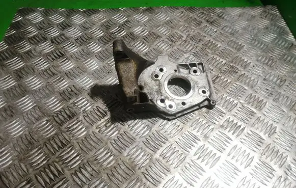 Ford Focus Fuel pump bracket 9684778280