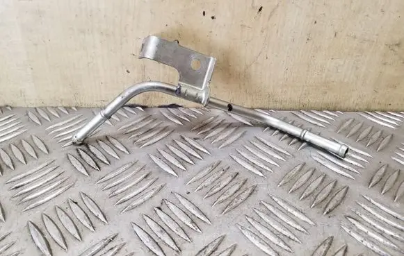 Lexus CT 200H Engine coolant pipe/hose