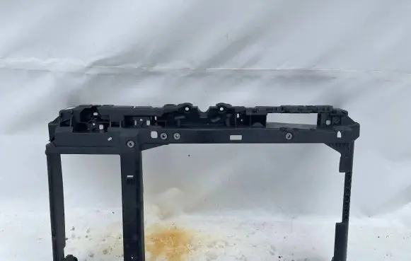 Peugeot 2008 II Radiator support slam panel 9823718480