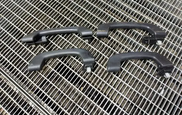BMW 3 F30 F35 F31 A set of handles for the ceiling 
