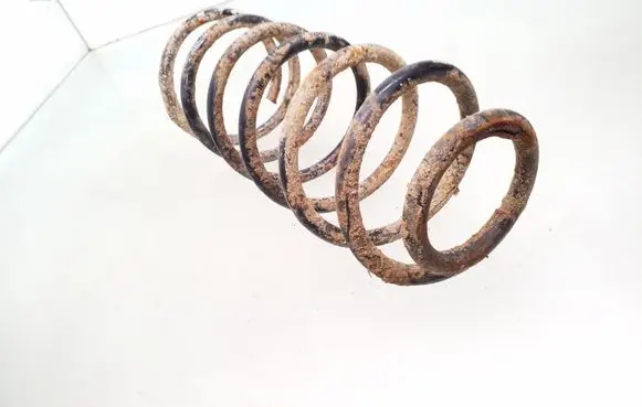 Volkswagen Golf IV Front coil spring 