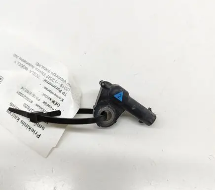 Tesla Model Y Airbag deployment crash/impact sensor 147344500A