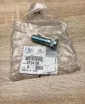 Citroen C4 I Nuts/bolts 371428