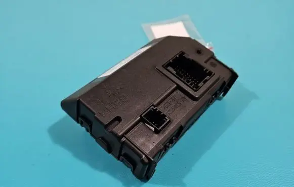 Citroen DS5 Central body control module 9674272080 IMPRK1403015