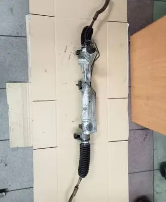 Volvo 850 Steering rack 0000