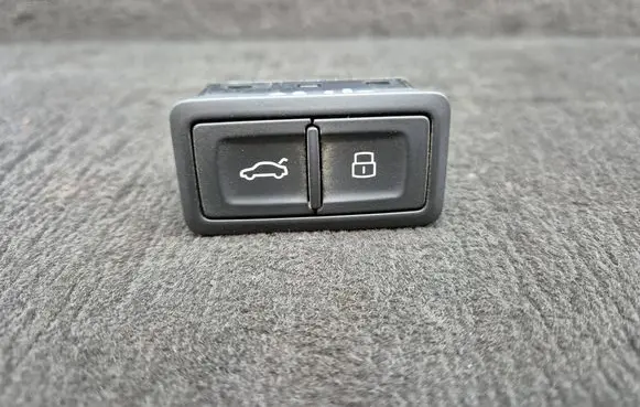 Audi Q7 4M Tailgate/boot open switch button 4G0959831D 4G0959831D5PR