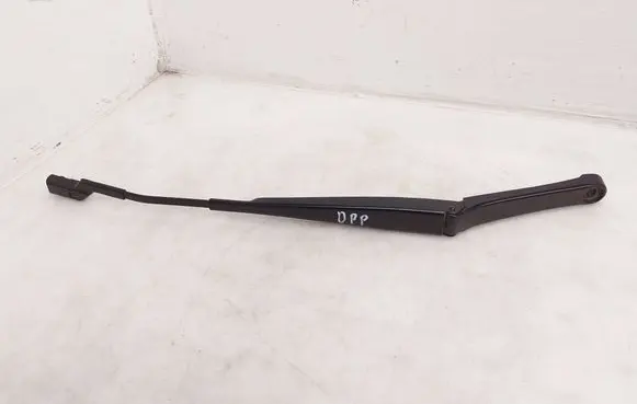 Volkswagen Tiguan Front wiper blade arm 572955410