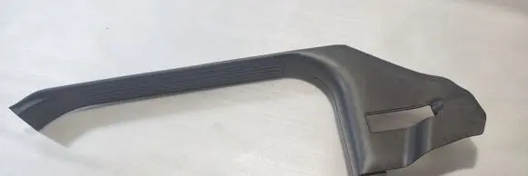 Mercedes-Benz GL X166 Front sill trim cover A1666800035
