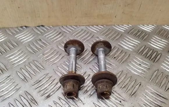 Seat Leon (1P) Rear suspension camber bolt 