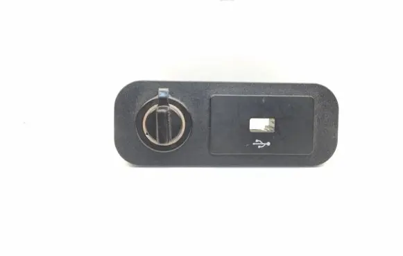 Ford Mustang VI Cigarette lighter FR3B63045M70A