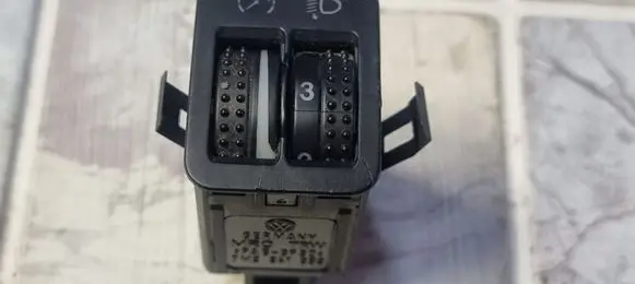 Volkswagen Sharan Headlight level height control switch 7M3941333