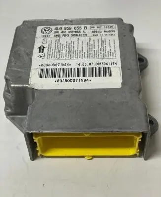 Audi Q7 4L Airbag control unit/module 4L0959655B 060594116N 4L0910655A