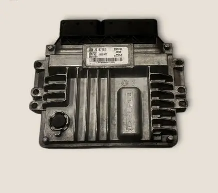 Chevrolet Orlando Engine control unit/module 25187592 96951477 28338455