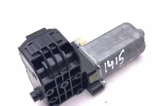 Mercedes-Benz EQE v295 Steering column adjust motor A2314600225 0390203428