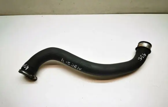 Mercedes-Benz C W204 Engine coolant pipe/hose A2045010582