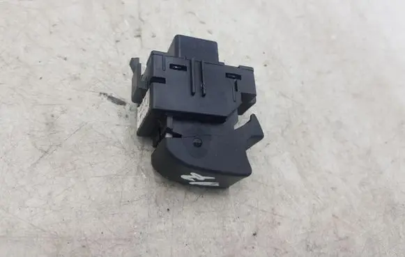 Toyota Corolla Verso AR10 Electric window control switch 07181A319A06 848100F010