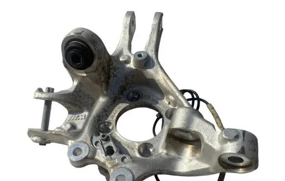 BMW M4 F82 F83 Rear wheel hub spindle/knuckle 2284881