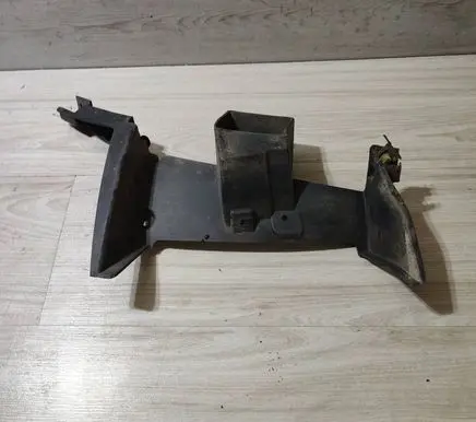 Jaguar F-Pace Front bumper mounting bracket HK8M17E951