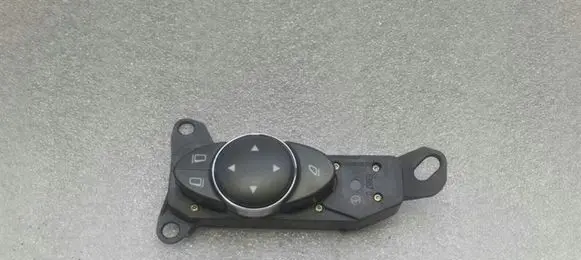 Mercedes-Benz CLS C219 Wing mirror switch A2118216079
