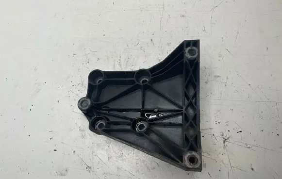 BMW 5 E60 E61 A/C compressor mount bracket 7792202