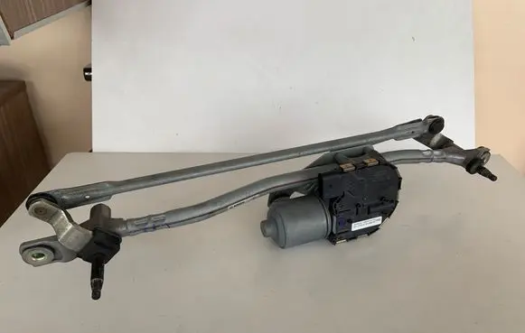 Audi A7 S7 4G Front wiper linkage and motor 4G1955023C 4G1955119