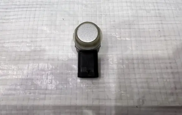Alfa Romeo Giulietta Parking PDC sensor 735477988