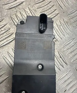 Volkswagen PASSAT B8 Steering wheel lock 3q0905861a