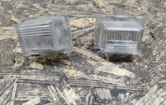 Mercedes-Benz C AMG W204 Number plate light A2218200456