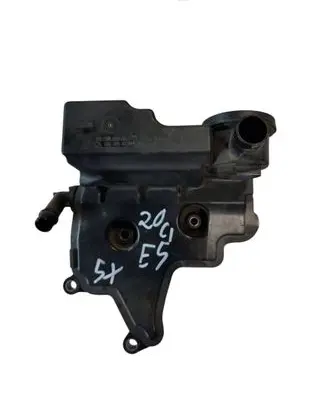 Ford Focus Oil breather separator 9671271480