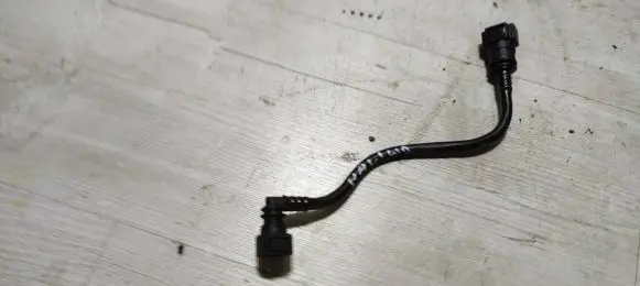 Dacia Duster Fuel line pipe