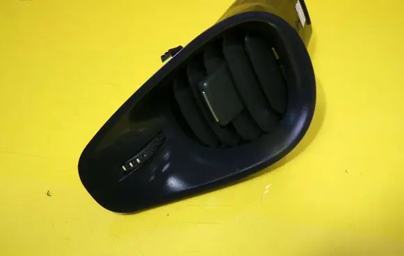 Renault Scenic II - Grand scenic II Dashboard side air vent grill/cover trim S0115038