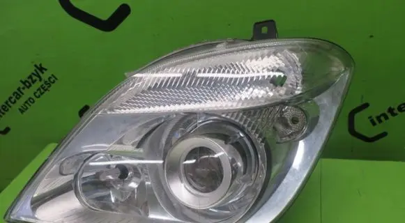 Mercedes-Benz Sprinter W906 Headlight/headlamp