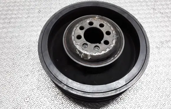 Audi A6 S6 C5 4B Crankshaft pulley 059105251M