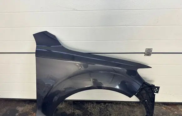 Audi Q7 4L Fender