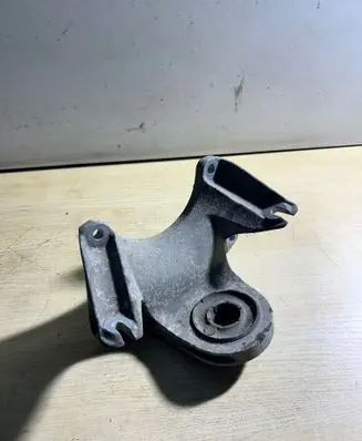 BMW 7 E65 E66 Gearbox mounting bracket 6754619 24168110