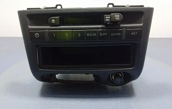 Toyota Yaris Verso Radio/CD/DVD/GPS head unit 86120-0D070