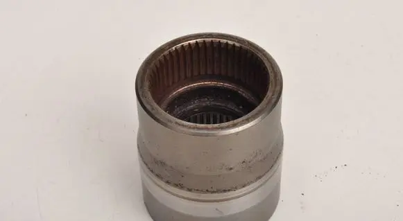 Volvo XC90 Rear differential mounting bracket 