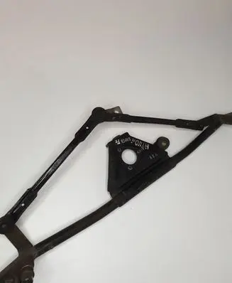 Hyundai Santa Fe Front wiper linkage 9811026910