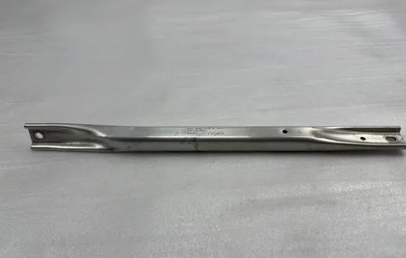 Audi A4 S4 B9 Radiator support slam panel bracket 8W0605645