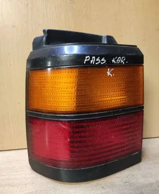 Volkswagen PASSAT B3 Rear/tail lights 333945257