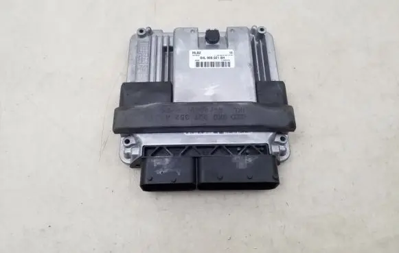 Audi A5 8T 8F Engine control unit/module 04L906021BH