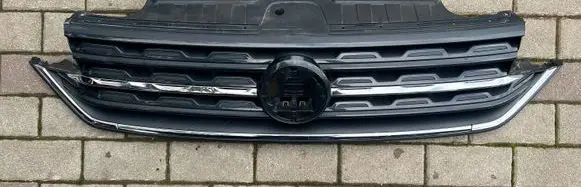 Volkswagen T-Cross Front grill 2GM853653A