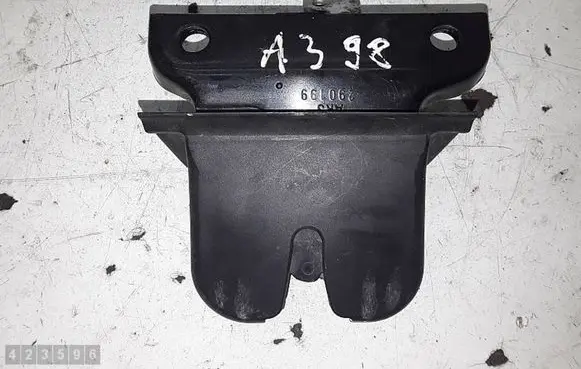 Audi A3 S3 8L Tailgate/trunk/boot lock/catch/latch 8L0827505E 505E