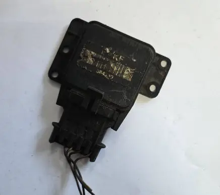 Opel Astra F Ignition amplifier control unit 884339