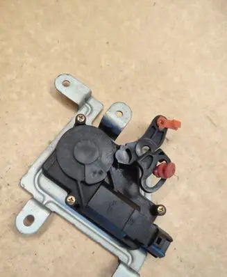 KIA Sorento Tailgate boot lock/latch motor 812403E000